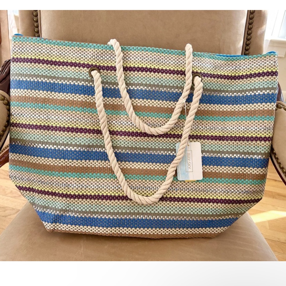 Bay Sky Zip Top Straw Woven Multicolor Stripes Silver Metallic Trim Tote Bag NWT